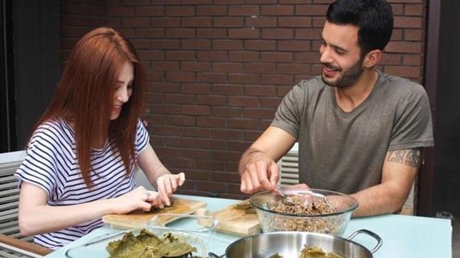 Yaprak sarmasını kalem gibi saramayan sevgiliden olur mu?