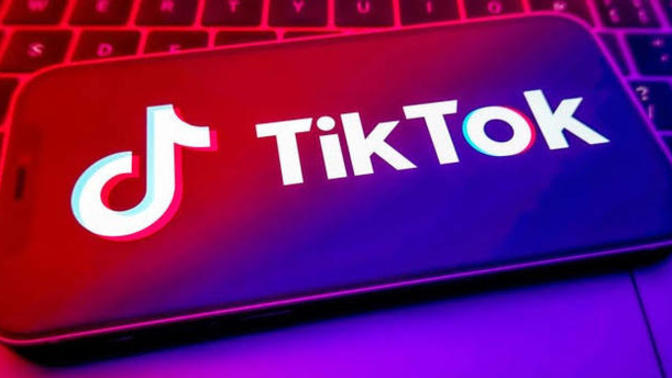 Erkek arkadaşım "TikTok hesabını kapatmayacaksan ayrılalım" diyor! Sizce ne yapmalıyım?