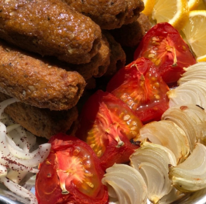 Gaziantepin yöresel yemeği, simit (oruk) kebabını yediniz mi?