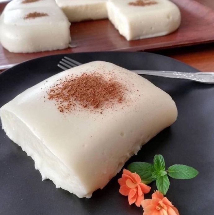 Sütlü tatlı severler buraya!Tavuk göğsü mü,Sütlaç mı?