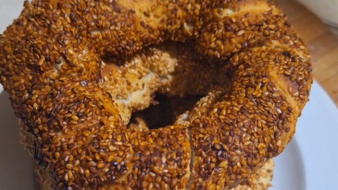 Simit yapmayı denedim sizce nasıl görünüyor 🙂?