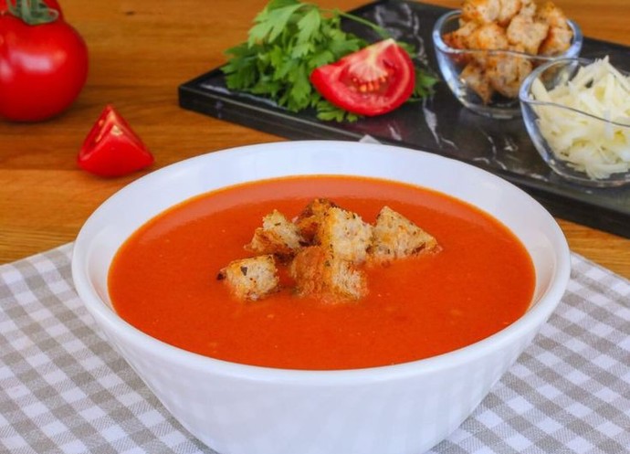 İki farklı çorbayı aynı menüde bulundurup içer misiniz, yoksa çorba tek ve alternatifsiz midir😃?