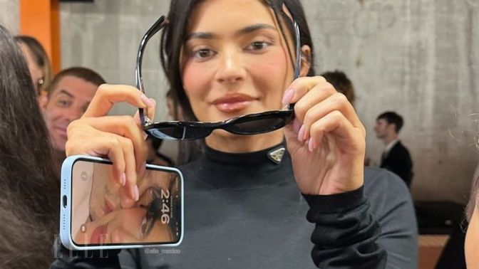 Sevdiğinizin fotoğrafını ekran resmi yapar mısınız?
