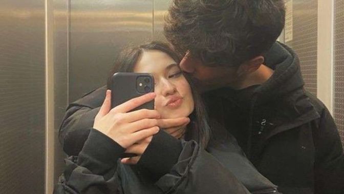 1.5 yıllık kız arkadaşım benimle fotoğraf çektirmiyor, bunun sebebi ne olabilir?