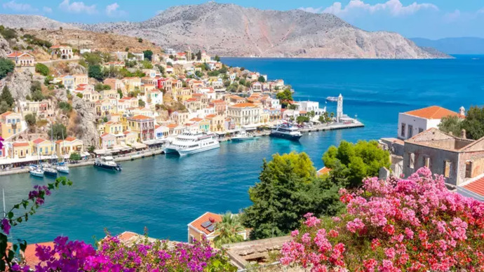 Yunanistan Başbakanı Miçotakis, Türklere 7 günlük vize muafiyeti geliyor dedi. Yunanistan adalarını gezmek ister miydiniz?