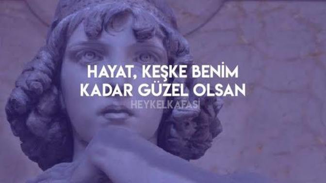 Hemcinsin yaptıgı iltifatlar mı daha sahicidir, karşı cinsin yaptıgı iltifat mı 😀?