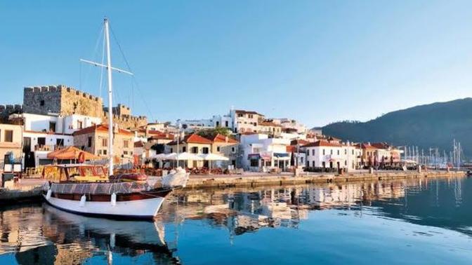 Tatil için en uygun bölge sizce Ege mi yoksa Akdeniz mi?