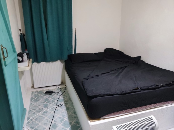 Siyah renk olunca daha huzurla uyurum diye düşünüyorum, siz siyah sever misiniz?