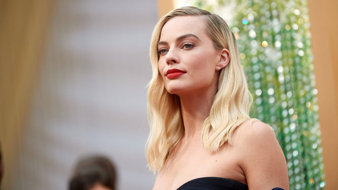 Aurası yüksek, dikkat çekici bir eşiniz olsa ne yaparsanız?