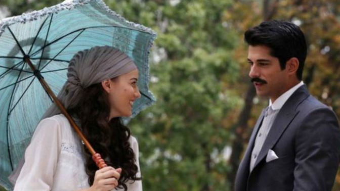 Memleketinizde mendil atma adeti hâlâ var mı, siz bu adeti tercih eder miydiniz?
