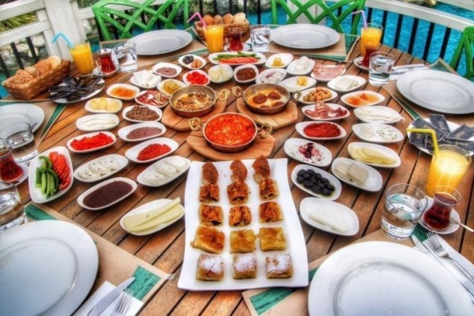 Pazar sabahı ne yapıyorsun?