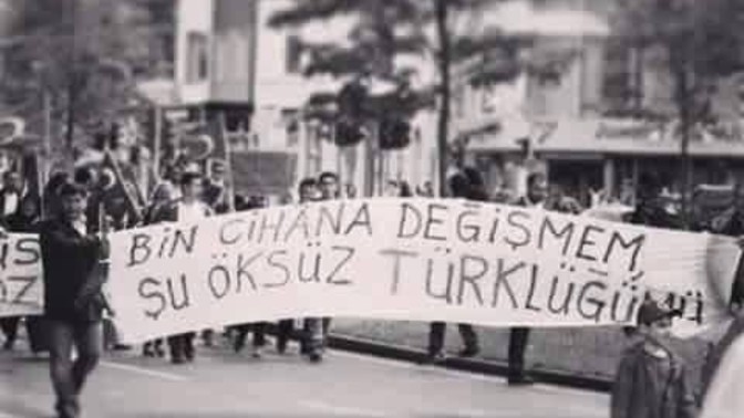 Başka bir ülkenin vatandaşı olmak için Türk vatandaşlığından vazgeçer misiniz?