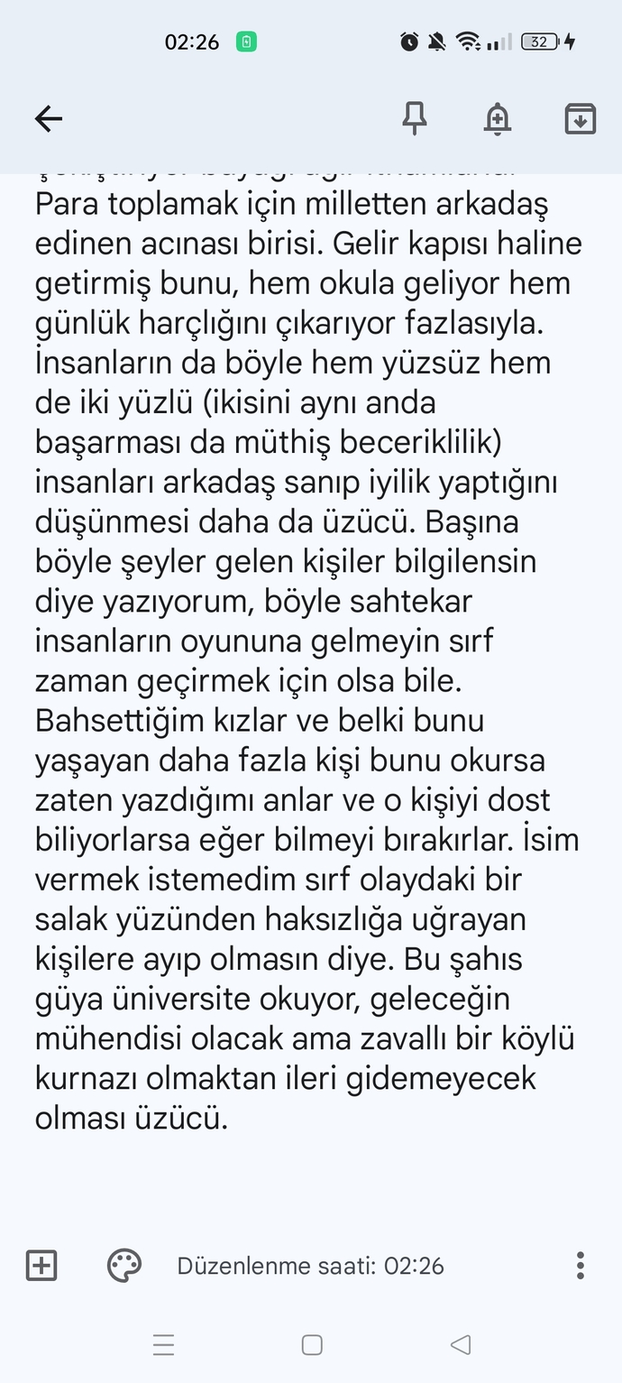 Üniversitede herkesten dilenen iki yüzlü çocuğu patlamalı mıyım?