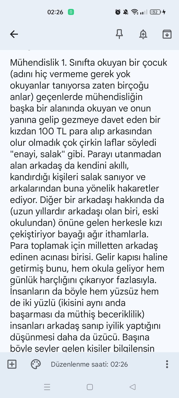Üniversitede herkesten dilenen iki yüzlü çocuğu patlamalı mıyım?
