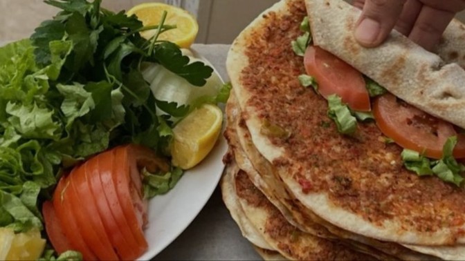 Lahmacunun yanında ne içersiniz?