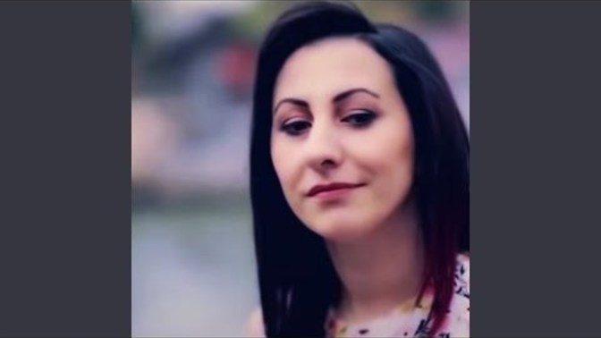 Geceye damar bir şarkı bırakın?