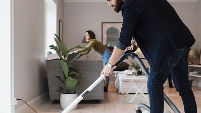 Erkekler kadınlar kadar iyi temizlik yapabilir mi?