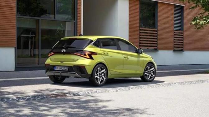 Hyundai yeni İ20 almayı düşünüyorum! Bu arabayı kullanıp memnun kalan var mı çevrenizde?