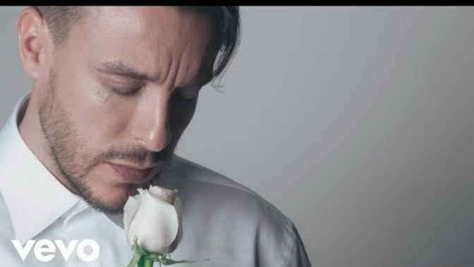Şarkıların eski versiyonları mı daha güzel coverları mı?