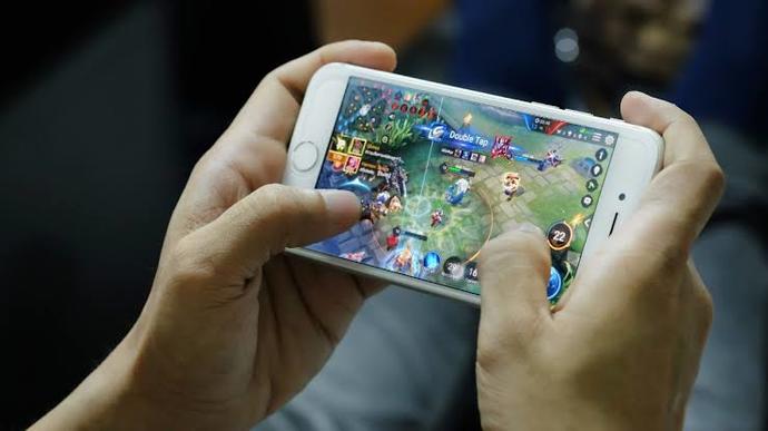 Mobilde en uzun süredir oynadığınız oyun hangisidir?
