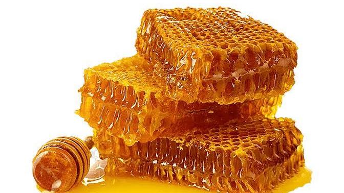 Petek Bal mı Yoksa Süzme Bal mı Tercih Edersiniz?