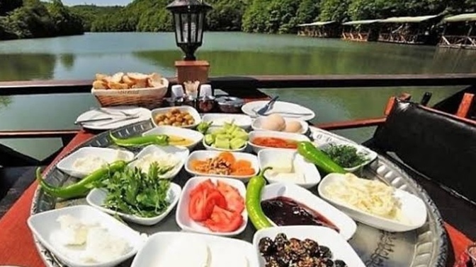 Köy kahvaltısı bir mekan acsam tutarmı?
