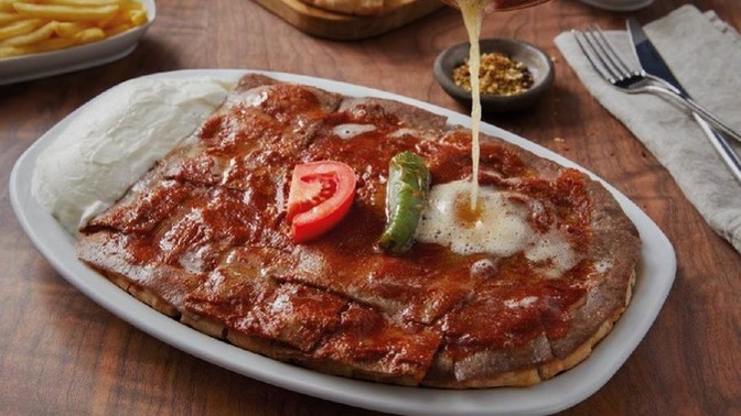 Lahmacun mu yoksa iskender mi?