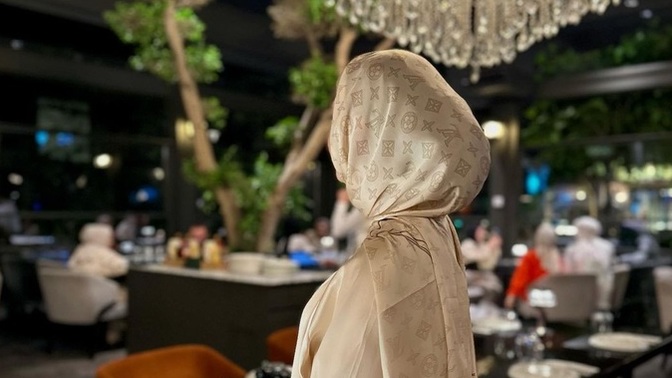 Kapalı kız niye WP durumuna bunu atar?