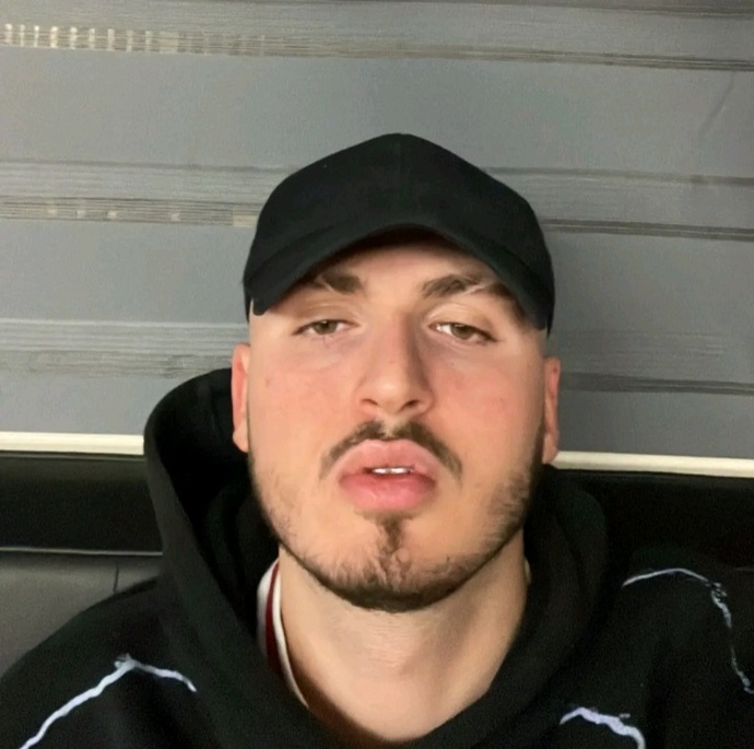 Bilmeyenler için şöyle fotoğraf da koyayım