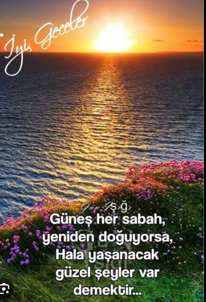 Gecenize eşlik eden sarki veya söz var mı?