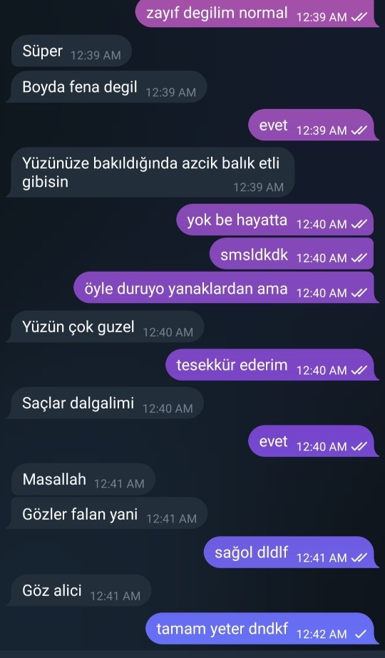 Sizce İngilizce öğretmeni bana yürüyor mudur?
