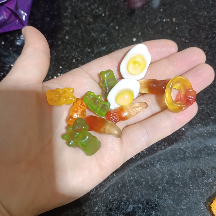 Çocuk ya da büyük ol hariboyla multu ol jaja
