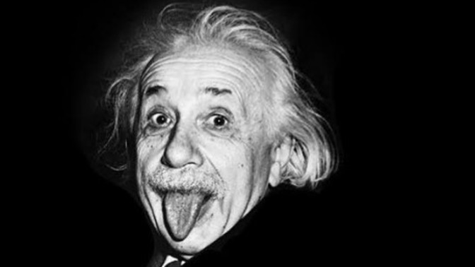Zeki olduğunu iddia edenler aslında zeki değil mj?