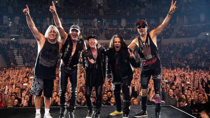 Dünyaca ünlü rock grubu Scorpions’un İstanbul'da vereceği konserin biletleri bugün satışa çıkacak! Gitmeyi düşünüyor musunuz?