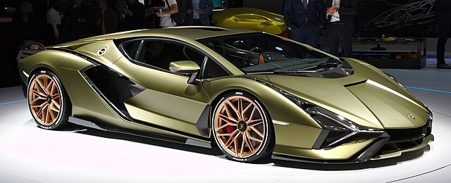 lamborghini sian mı centenario mu?