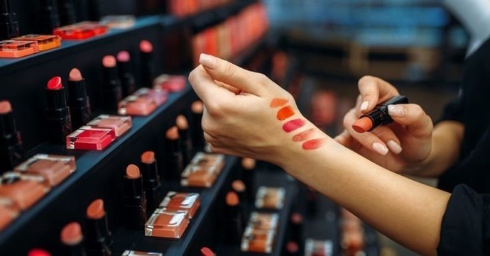 Alışveriş yaparken tester ürünleri deniyor musunuz?