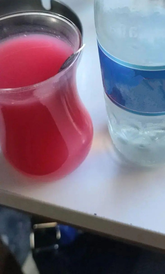 Kızlar da kahvehaneye gidebilir mi?