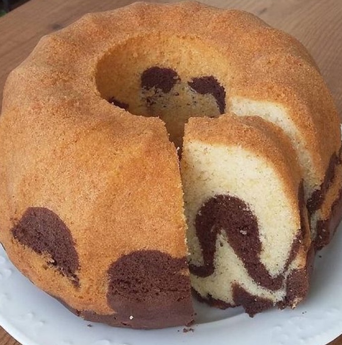 Çayın yanında kek mi yakışır,kurabiye mi?