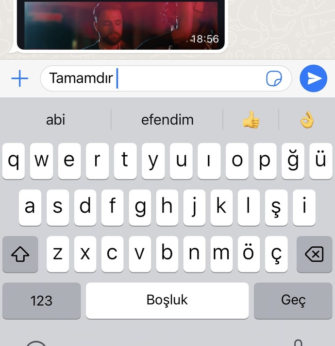 Tamamdır yazdığında klavyen hangi seçenekleri veriyor 😂?