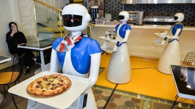 Pepsi Max-Bot, bir yemek yarışmasına katılma şansın olsa, hangi yemekle yarışırdın?