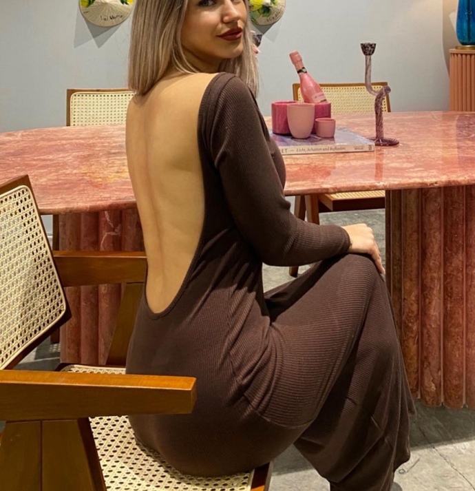 Sırt dekoltesi giyer misiniz?