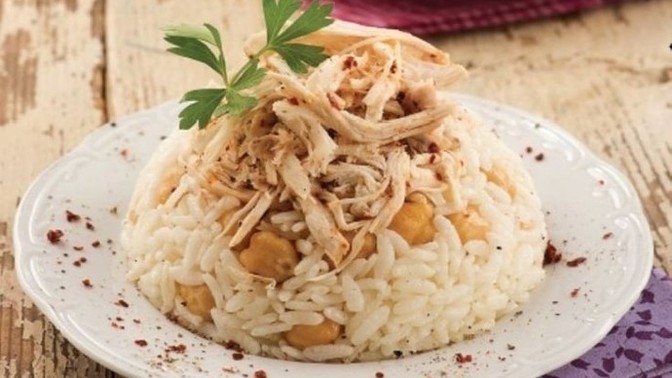 Tarafını seç! Etli pilav mı, tavuklu pilav mı?