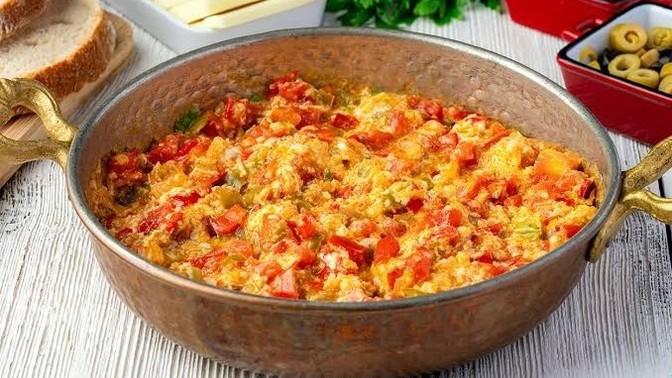 Menemeni soğanlı mı seversiniz yoksa soğansız mı?