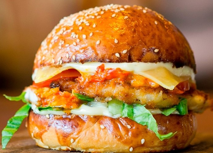 Tavuk burger mi et burger mi seversiniz?