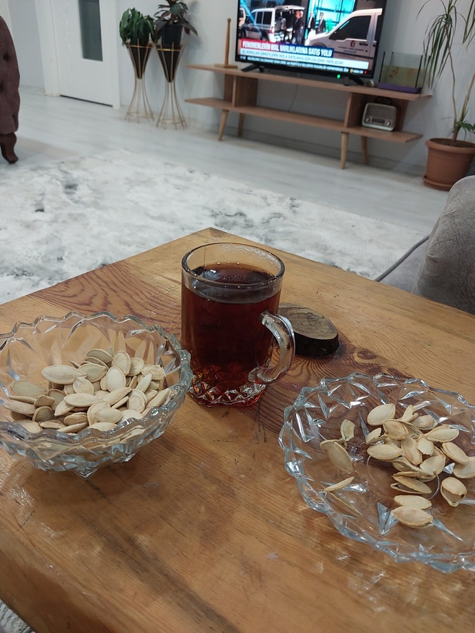 Kabak çekirdegi mi , Yoksa Günebakan Çekirdeğini mi Tercih Edersin?