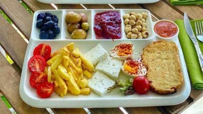 Bu kahvaltıyı kiminle birlikte yapmak istersiniz?