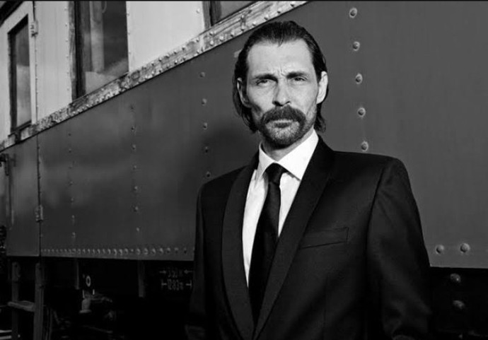 Hayatın bir film olsa başrolde kim olsun istersin?
