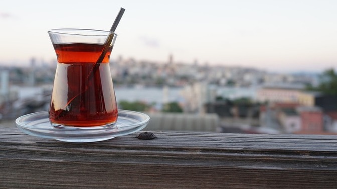 Çayı şekerli mi, şekersiz mi içiyorsunuz?