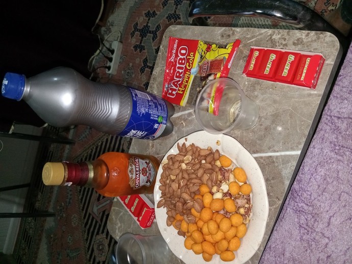 Gunun yorgunlugunu viski alirmi?