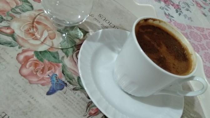 Erkekler icine kapanik kizla konusmak istemezmi?
